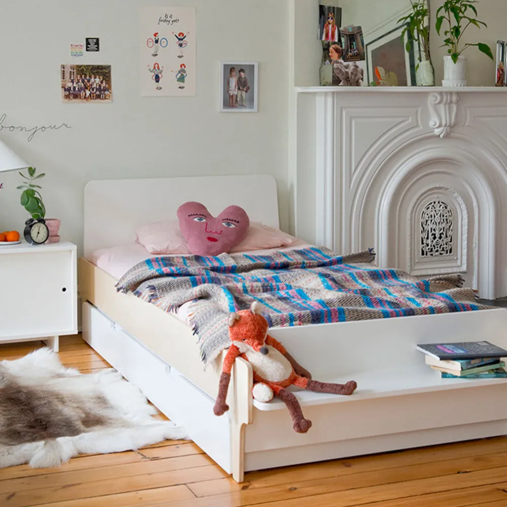 River Twin Bed