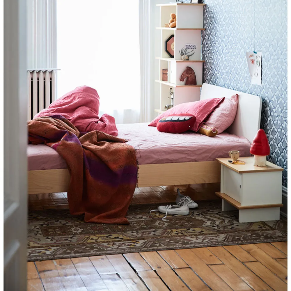 River Twin Bed