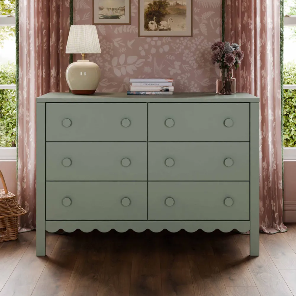 Sammy Scallop 6-Drawer Dresser