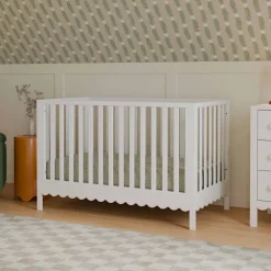 Sammy Scallop 4-in-1 Convertible Crib