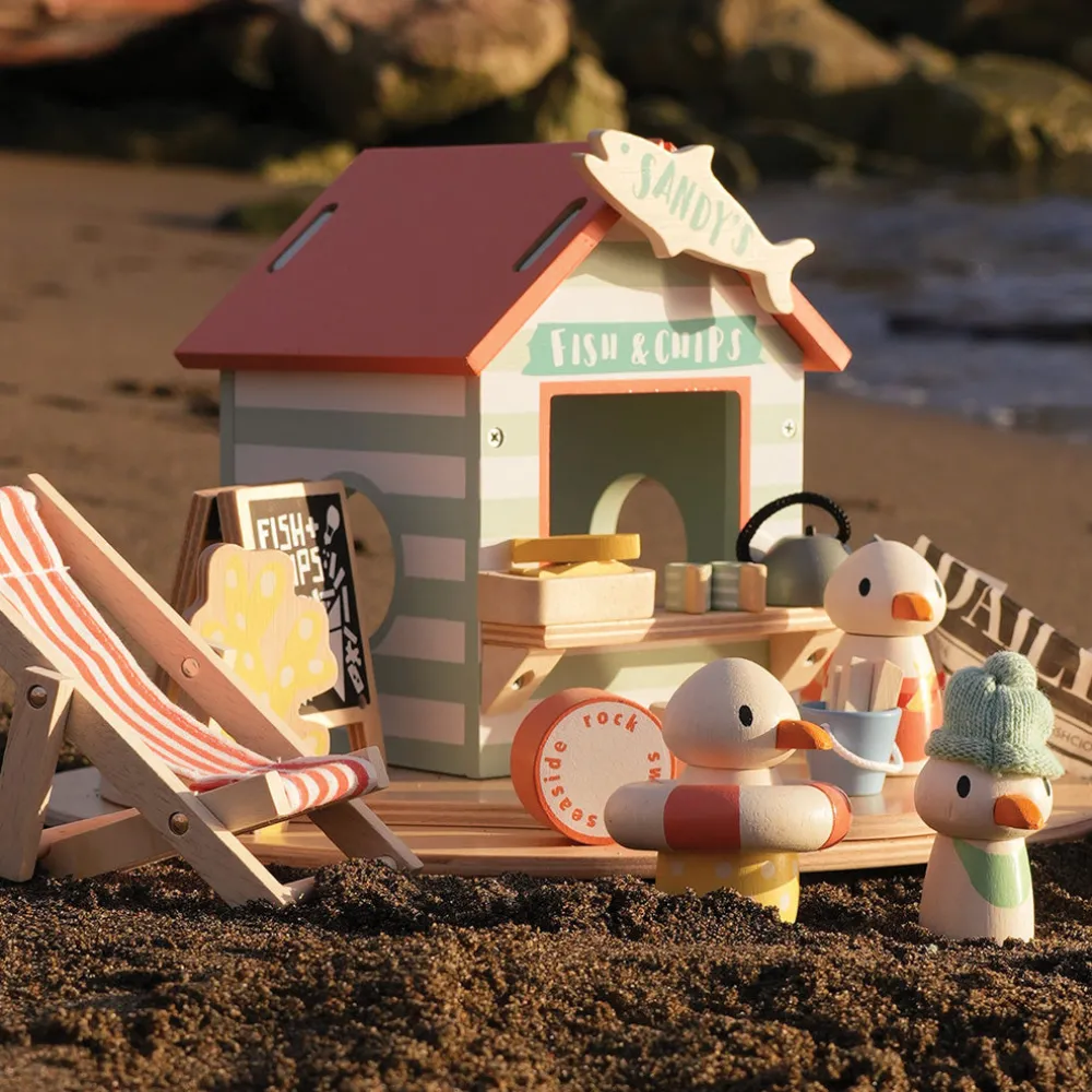 Sandy’s Beach Hut