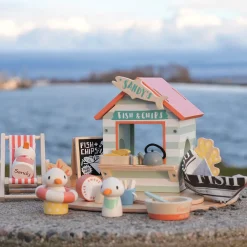 Sandy’s Beach Hut