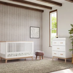 Scoot 3-in-1 Convertible Crib + Toddler Rail