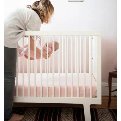 Sparrow Crib in White Open Box