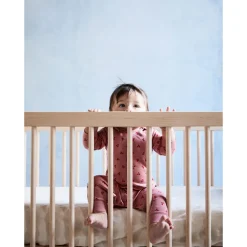 Sparrow Crib in White Open Box