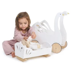 Sweet Swan Dolly Bed