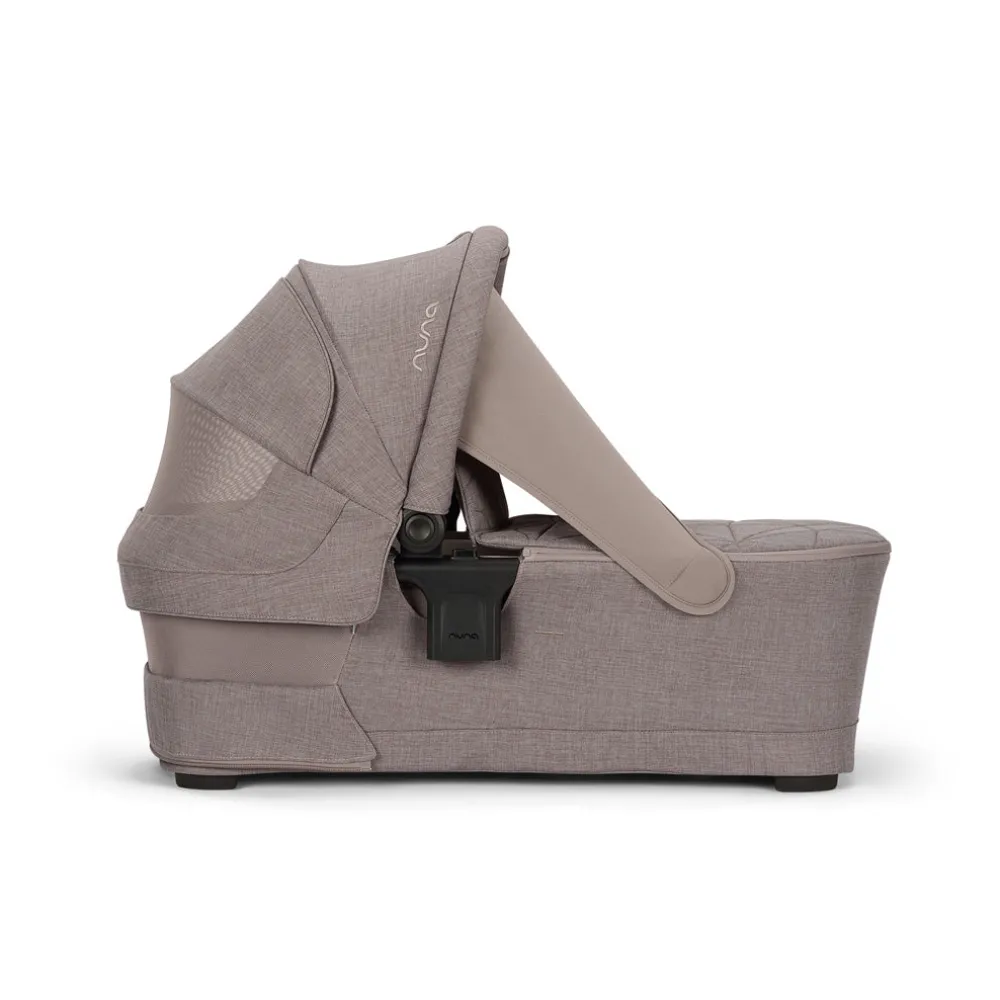 SWIV & TRIV Series Bassinet + Stand