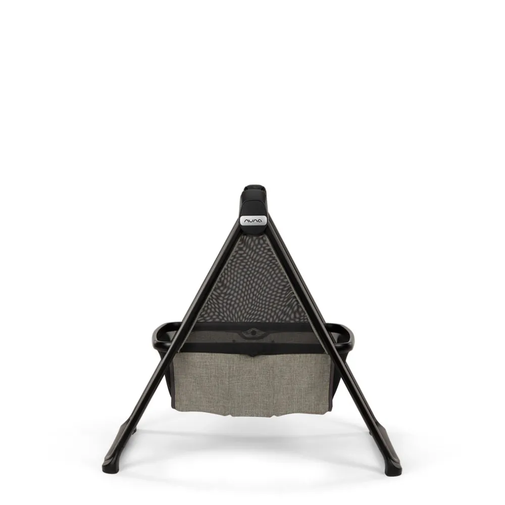 SWIV & TRIV Series Bassinet + Stand