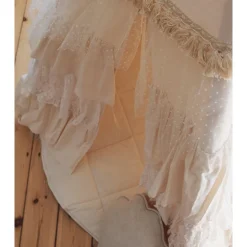 Teepee Tent with Frills