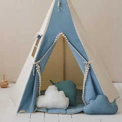 Teepee Tent with Pompoms