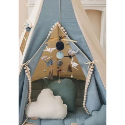 Teepee Tent with Pompoms