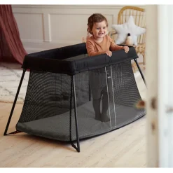 Travel Crib Light + Fitted Sheet Bundle