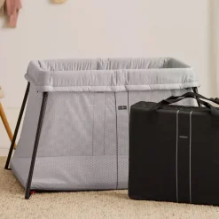 Travel Crib Light + Fitted Sheet Bundle