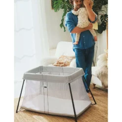 Travel Crib Light + Fitted Sheet Bundle