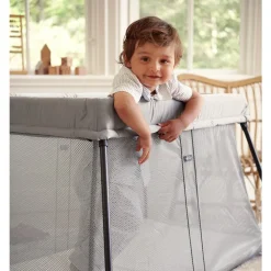 Travel Crib Light + Fitted Sheet Bundle