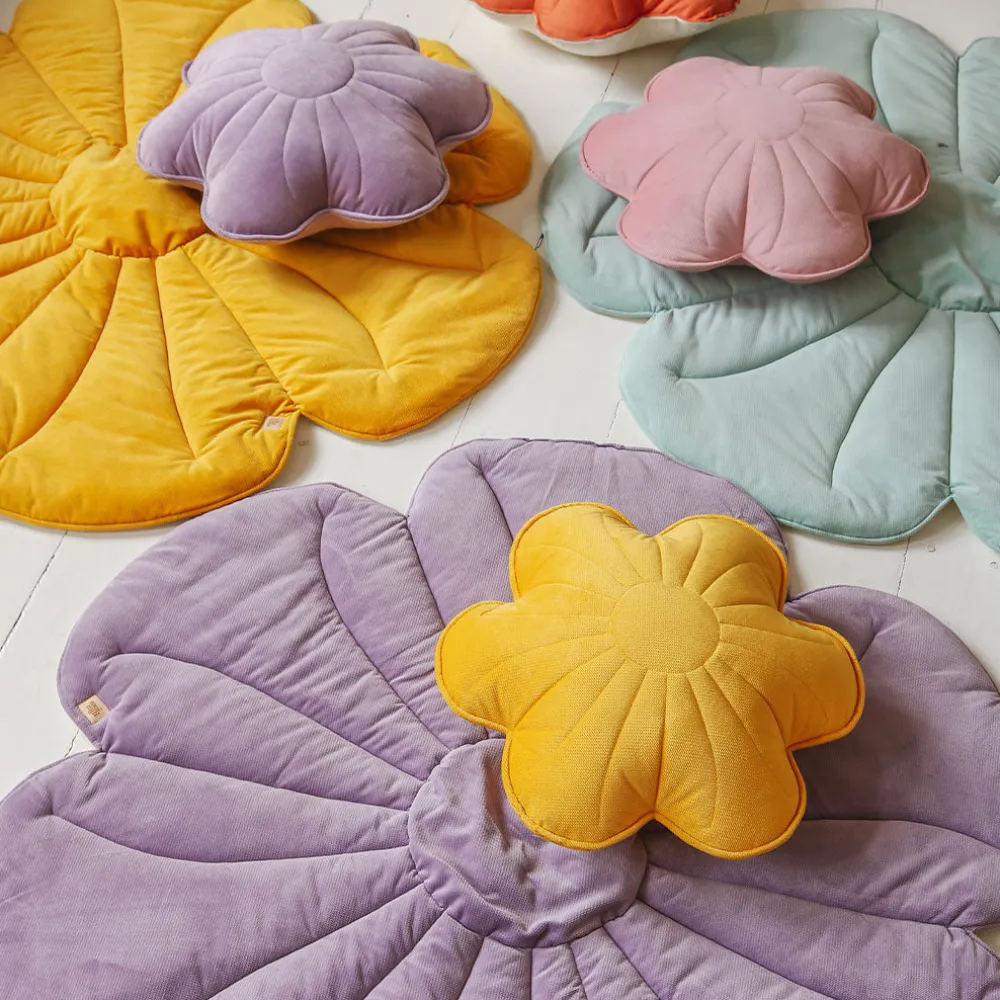 Velvet Flower Mat