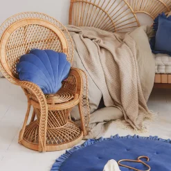 Velvet Shell Pillow