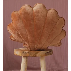 Velvet Shell Pillow