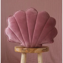Velvet Shell Pillow