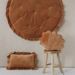 Velvet Shell Pillow