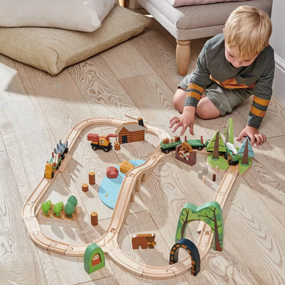 Wild Pines Train Set