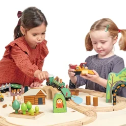 Wild Pines Train Set