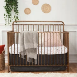Winston 4 in 1 Convertible Crib