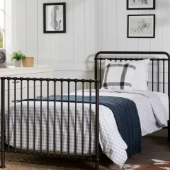 Winston 4-in-1 Convertible Mini Crib