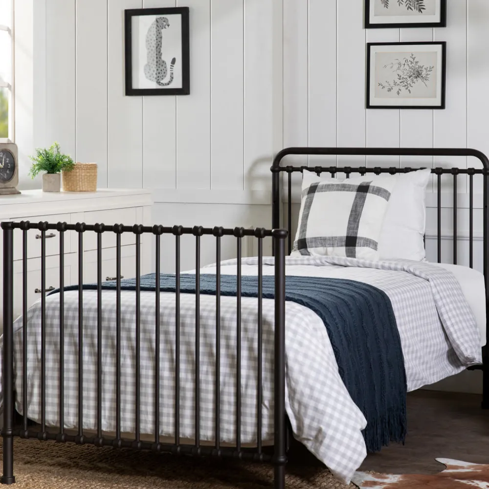Winston 4-in-1 Convertible Mini Crib
