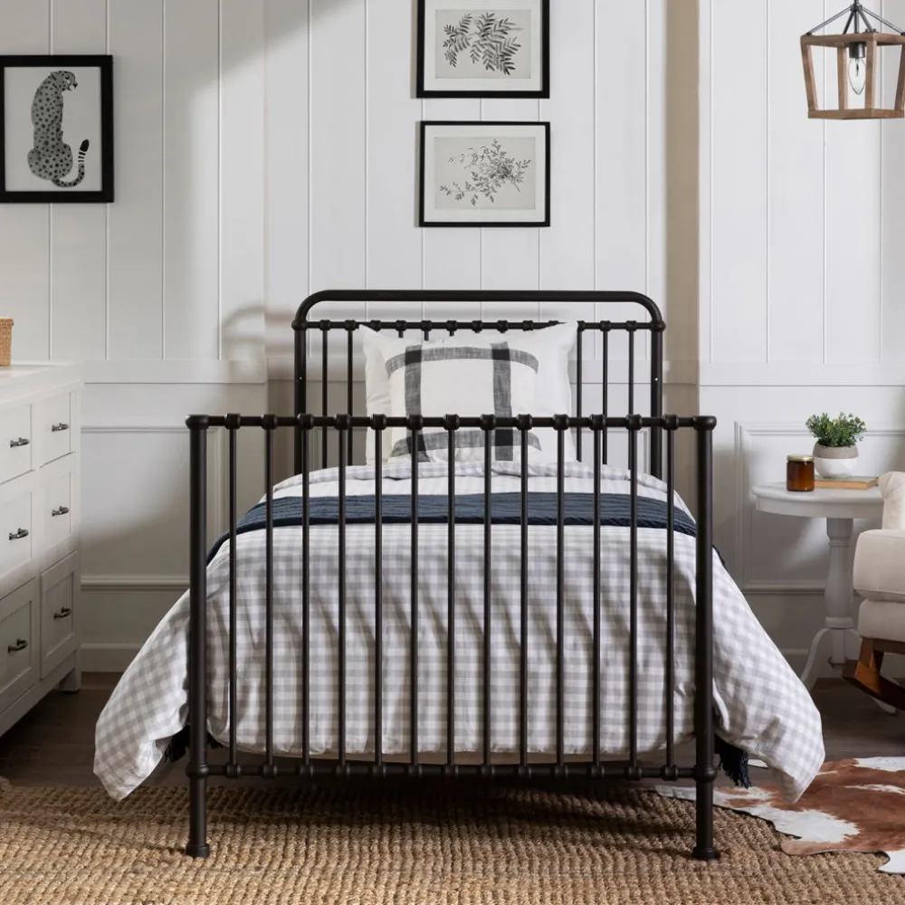 Winston 4-in-1 Convertible Mini Crib